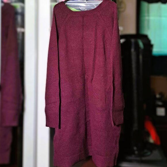 New Old Navy SoSoft V-Neck Cozy Knit Soft Oversize Sweater Dress - Picture 2 of 3